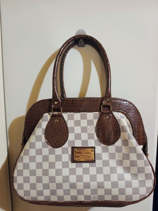 Geanta Louis Vuitton mare + geanta LV mica
