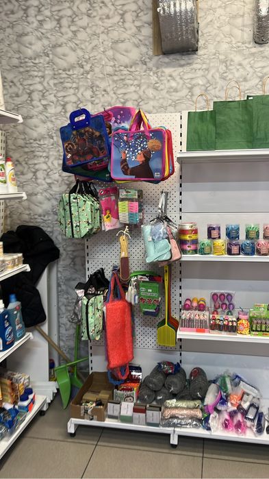 Продается полки стеллажи