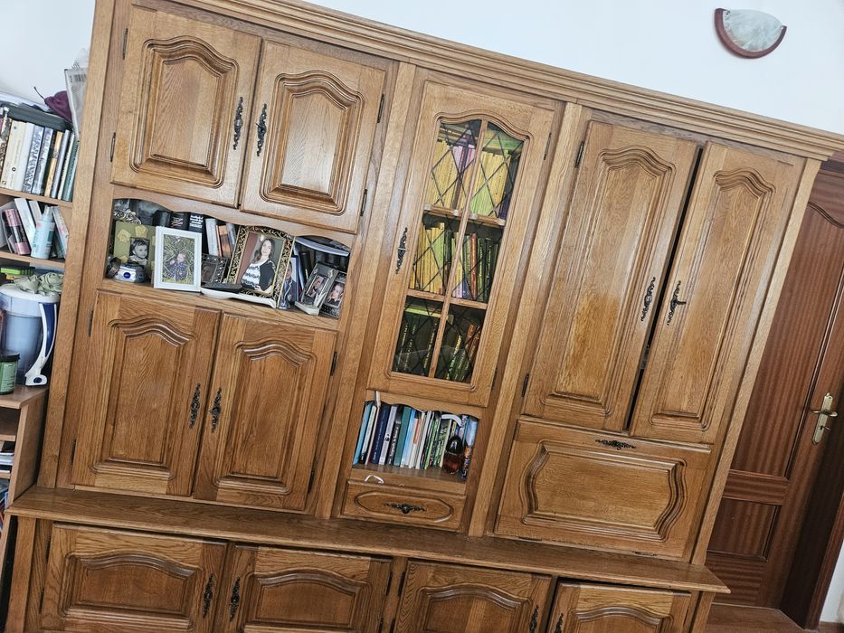 Vând biblioteca lemn masiv din stejar