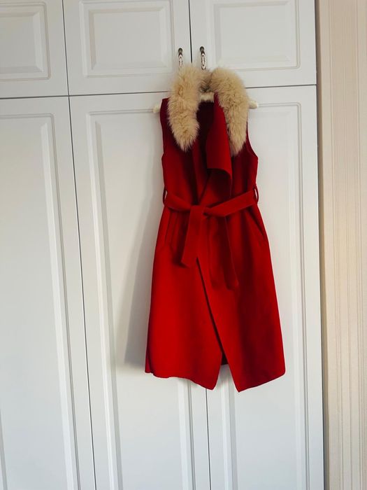 Vesta lunga stil palton cu guler de blana , stil Massimo Dutti , S / M