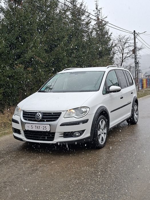 VW TOURAN CROSS * Automatic DSG* Navigatie * Full*Euro 5* Import 1 ZI*