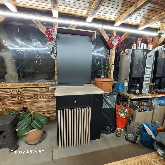 Cabinet aparat cafea la comandă