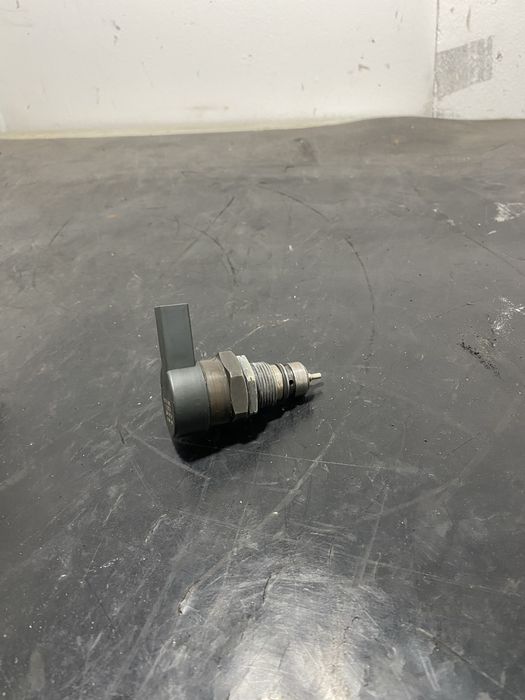 Senzor regulator presiune rampa BMW X3 E83 3.0d M57 2.0 M47 N47 150cp