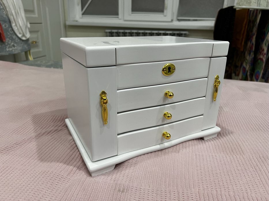 Продается шкатулка