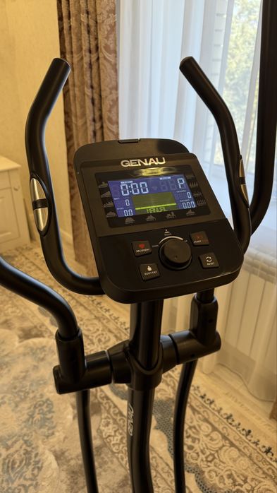 Эллиптический тренажер