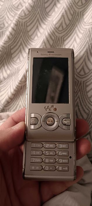 Sony Ericsson - телефон