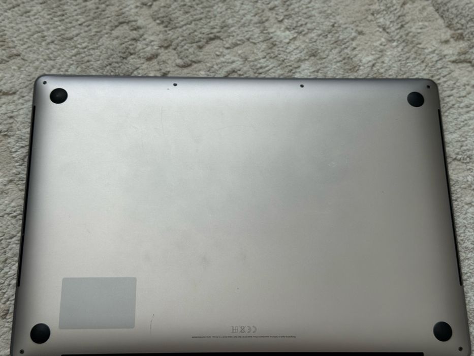 Макбук про 512 гб