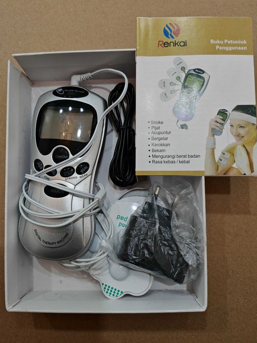 Gadget-uri și Electronice Utile – Pet Tracker, Walkie-Talkie Îngrijire