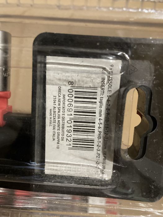 Trusa chei cu Clicket 22 piese italia  noi