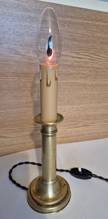 Lampa de birou electrica