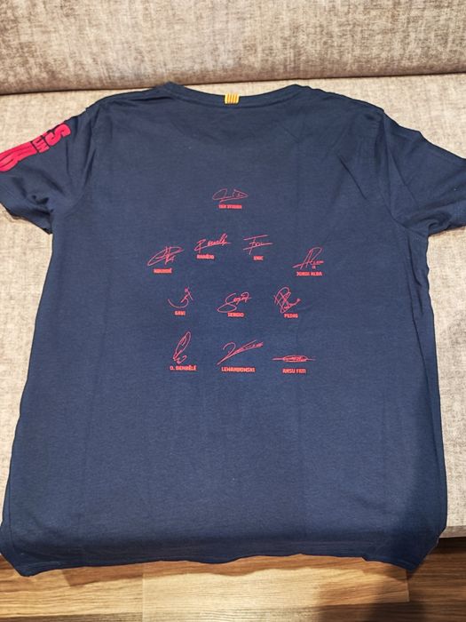 Trening Adidas original și tricou cu semnături