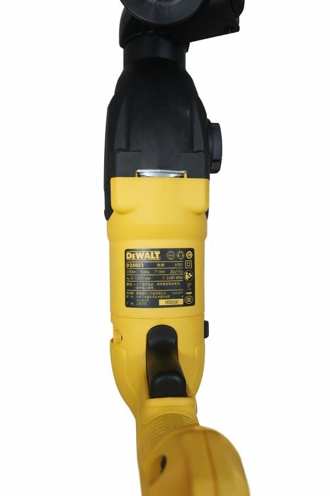 Перфоратор DeWALT D25032