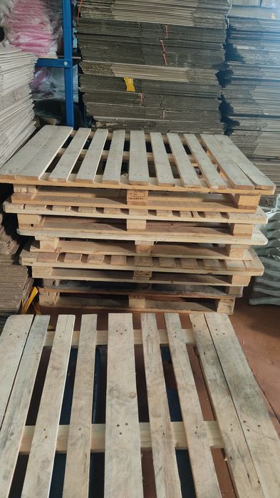 Поддоны б/у в хорошем состоянии 110 на 130широ