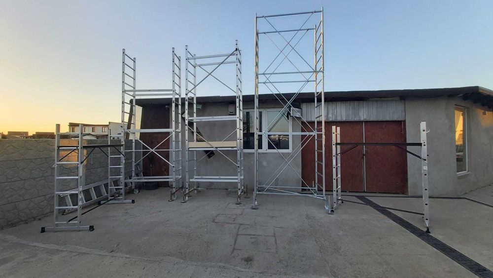 Schela de închiriat aluminiu, inaltime de lucru pana la 15m
