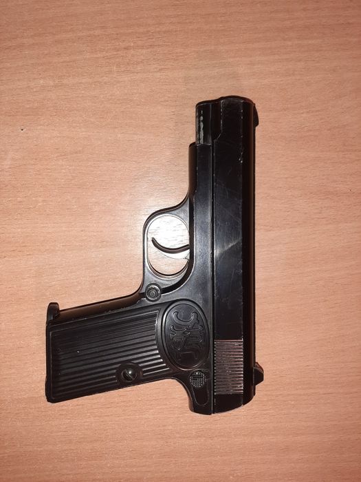 Продам пистолет мощный