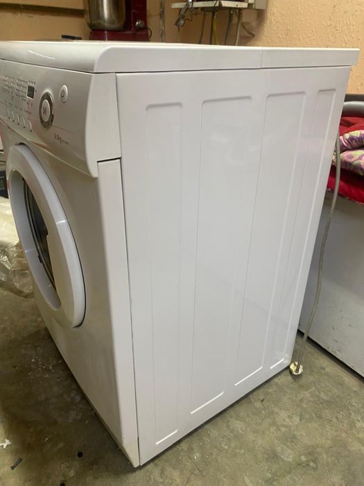 Продам стиральную машину