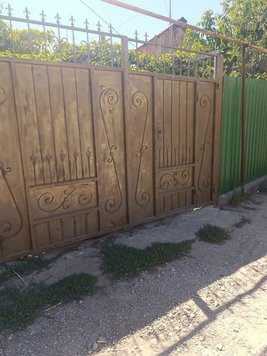 Продам дом в городе
