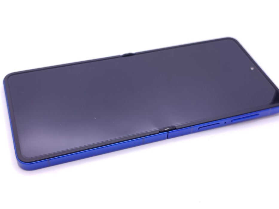 Samsung Z Flip 7 256GB Blue Shadow 12GB, Garantie 24 luni | #D91070