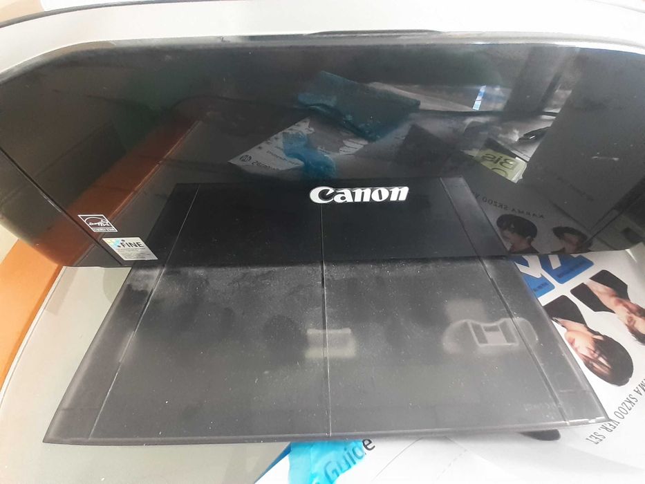 Цветен принтер Canon