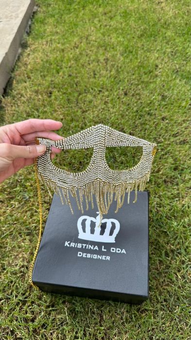 Продаются украшения для трио