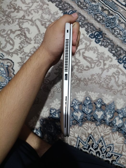 Netbook sotiladi
Nomi HP elite book
Xotira 16\ 256gb ddr4
Intel core i