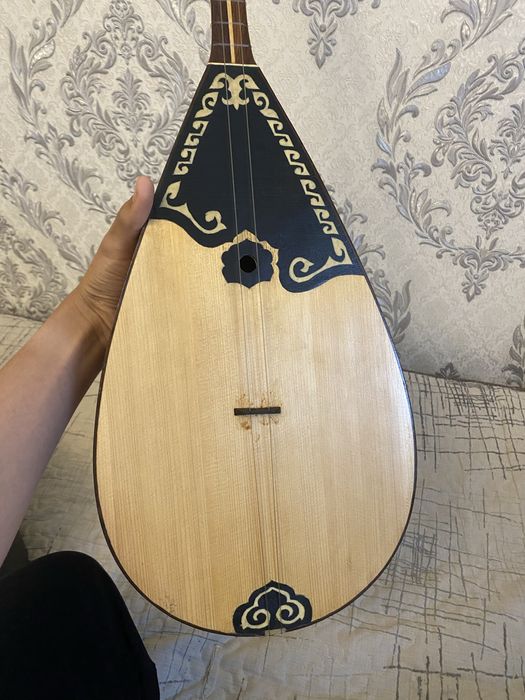 Кәсіби (Профессоналды) домбыра сатылады