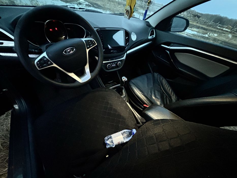 Lada Vesta SW Cross 2020