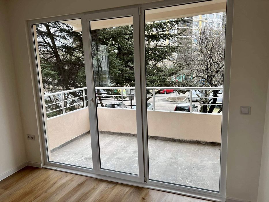 Дава се под наем Тристаен апартамент в Варна, Морска градина - 70 кв.м за 650 € - Снимка #18