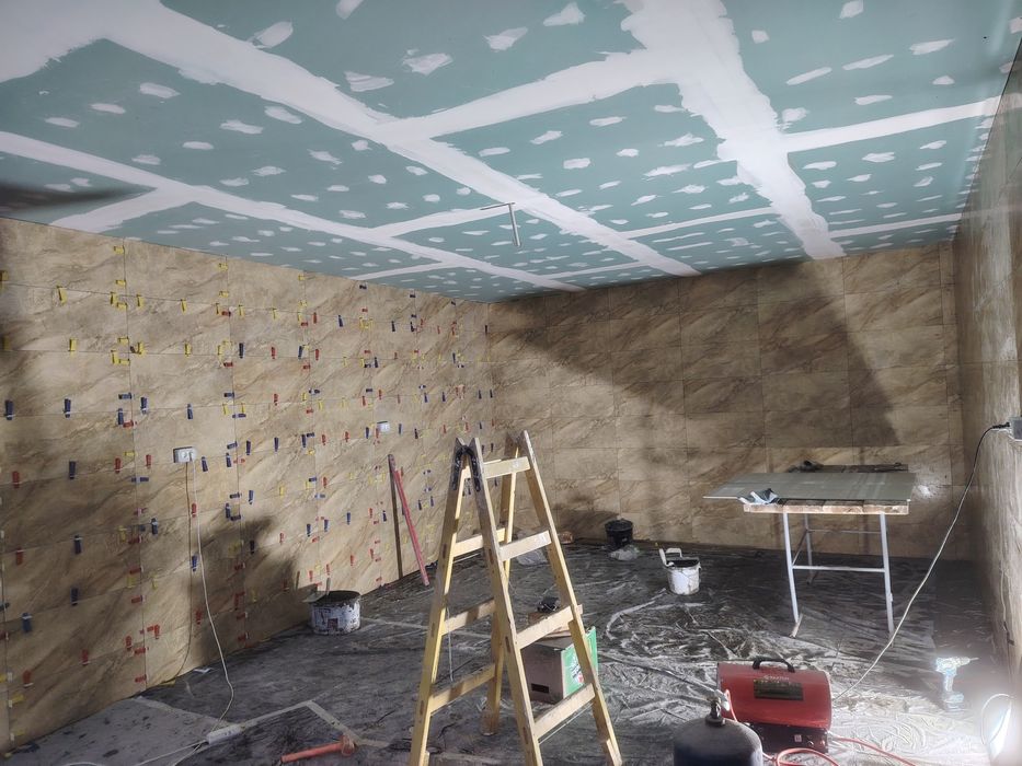 Lucrări finisaje interioare și exterioare, construcțiiz meseriași