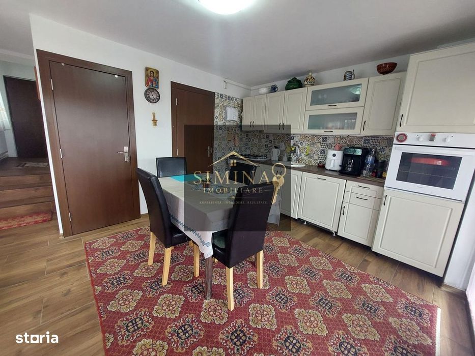 Casa De Vanzare, 1000 Mp Teren, Galesti , Mures