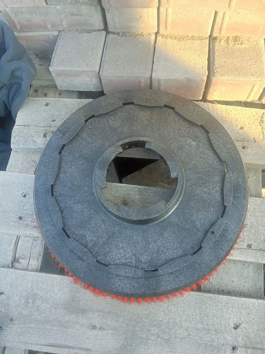 Продам дисковый щётка