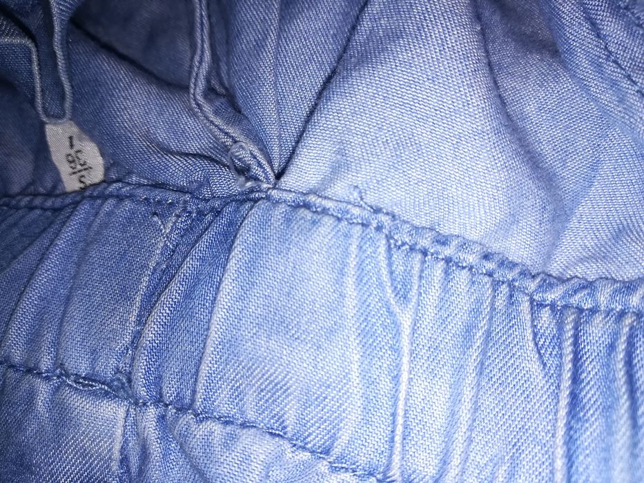 Pantaloni capri mărimea S noi cu eticheta, Bershka