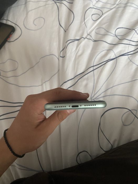 iphone 11 simplu