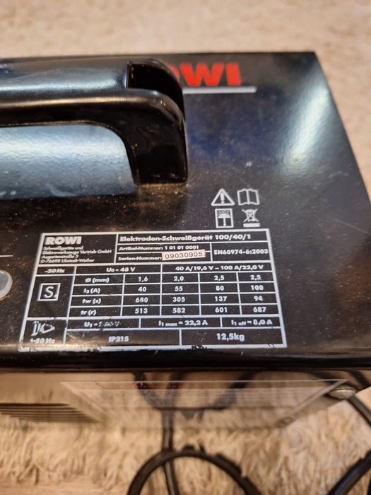 Vand aparat de sudură cu electrozi