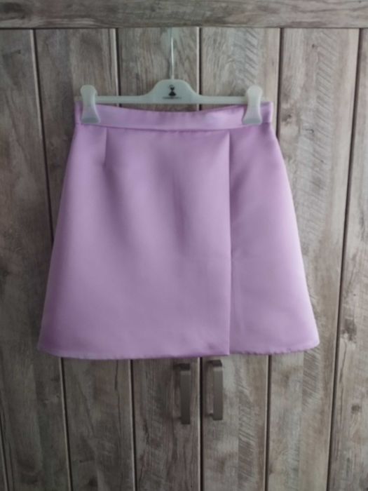 Здравейте, предлагам пола на Nina Ricci FR/40/ L