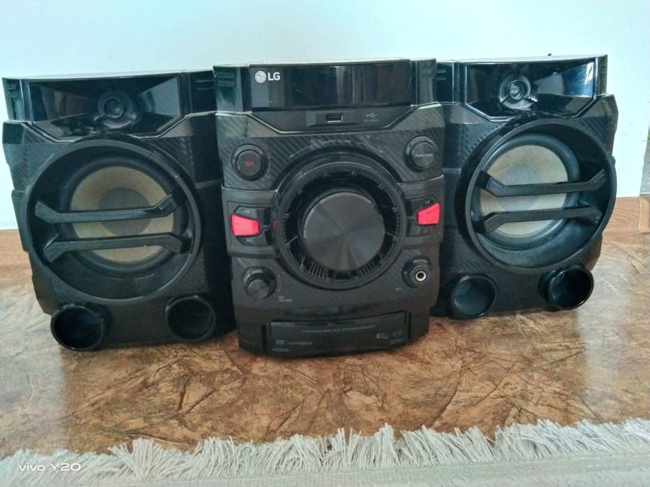 Продам музыкалный центр