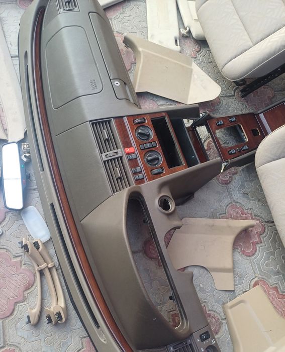 Салон на месрседес w202