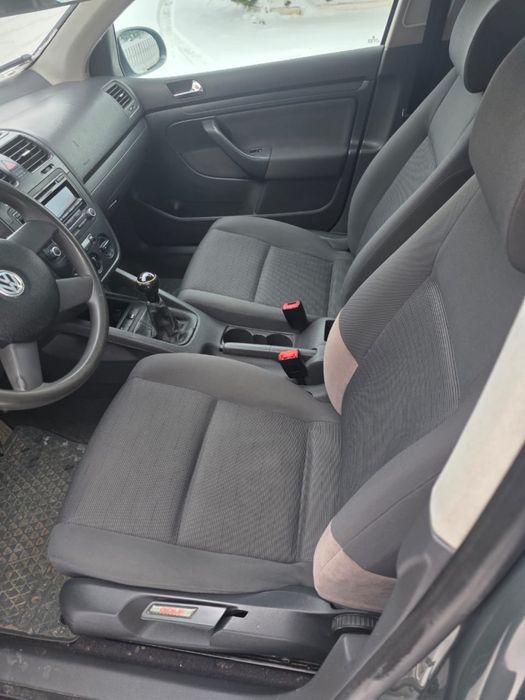 Продам гольф 5 2004 года