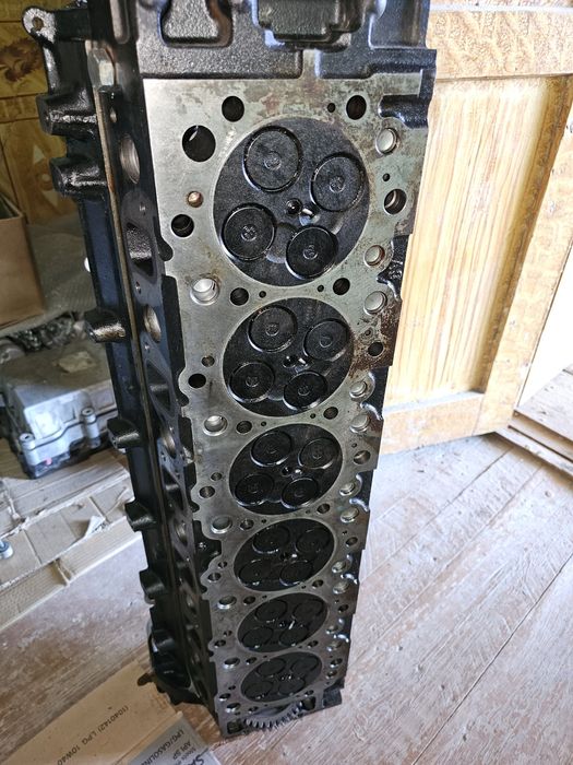 ГБЦ 6HK1 мотор Isuzu,Hitachi