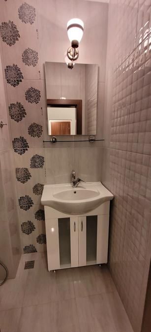 Дава се под наем Тристаен апартамент в София, Център - 86 кв.м за 770 € - Снимка #9