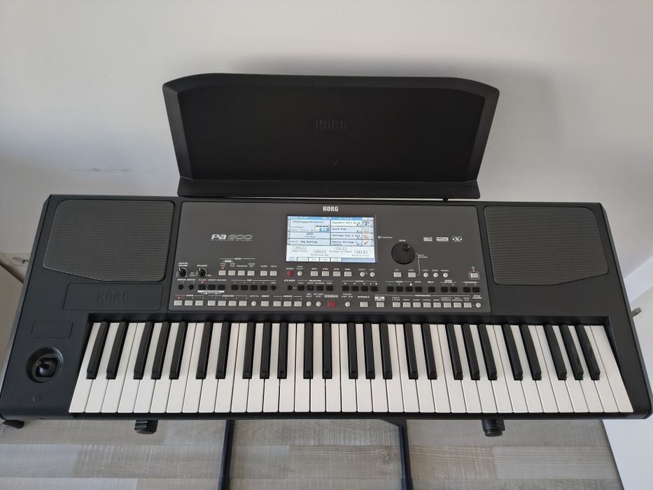 Orgă Korg PA-600