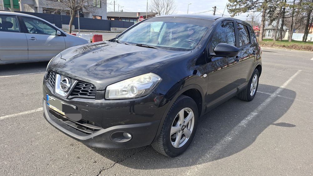 Nissan Qashqai J10