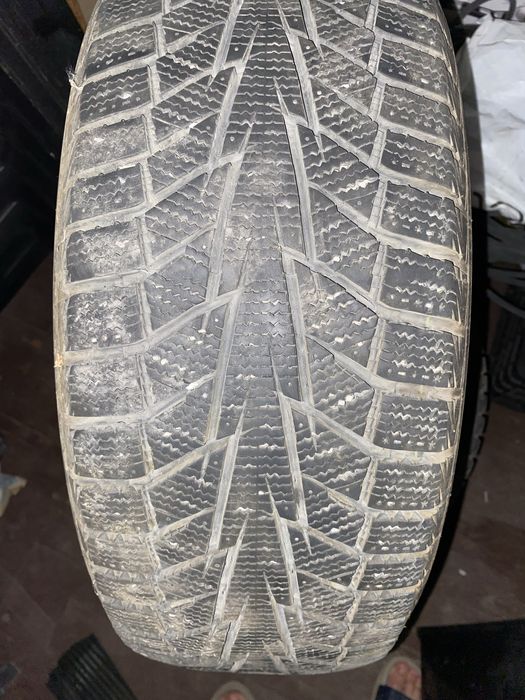 Продаю Шины Hankook всесезонка