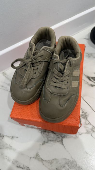 Кроссовки на мальчика