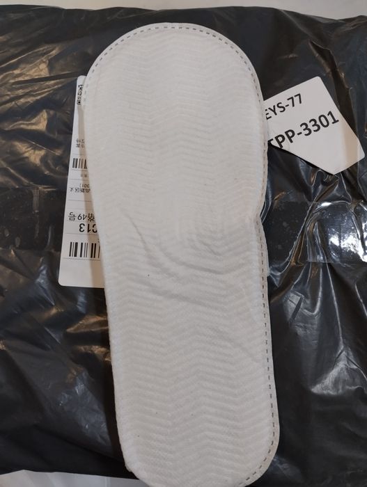 Продается тапочки одноразовые в гостиницу