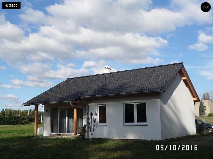 Vand case pe structura metalica