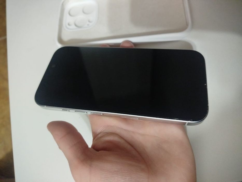 Продам айфон 16про