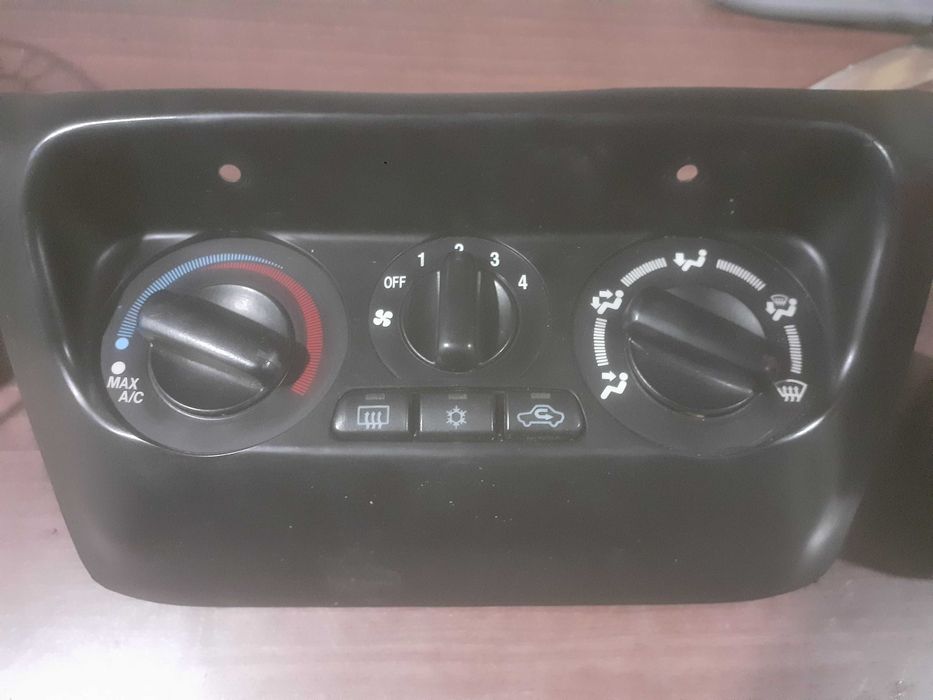 Consola clima lancer 2003-2007