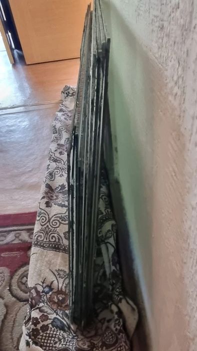 Стёкла оконные отдам