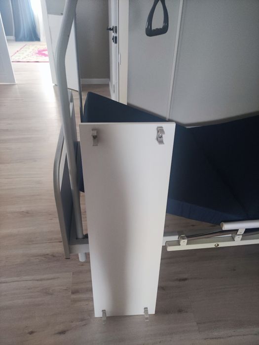 Медицинская кровать